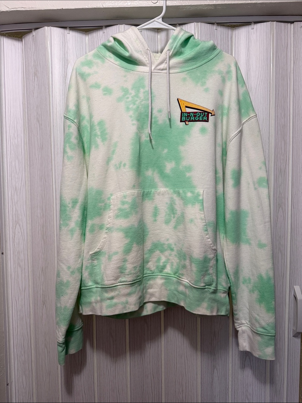 In-N-Out Burger Green Tie-Dye Pullover Hoodie XXL (fits more like XL)